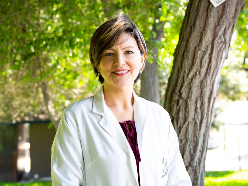 Homemaker / Companion Services - Professional caregiver providing homemaker / companion services